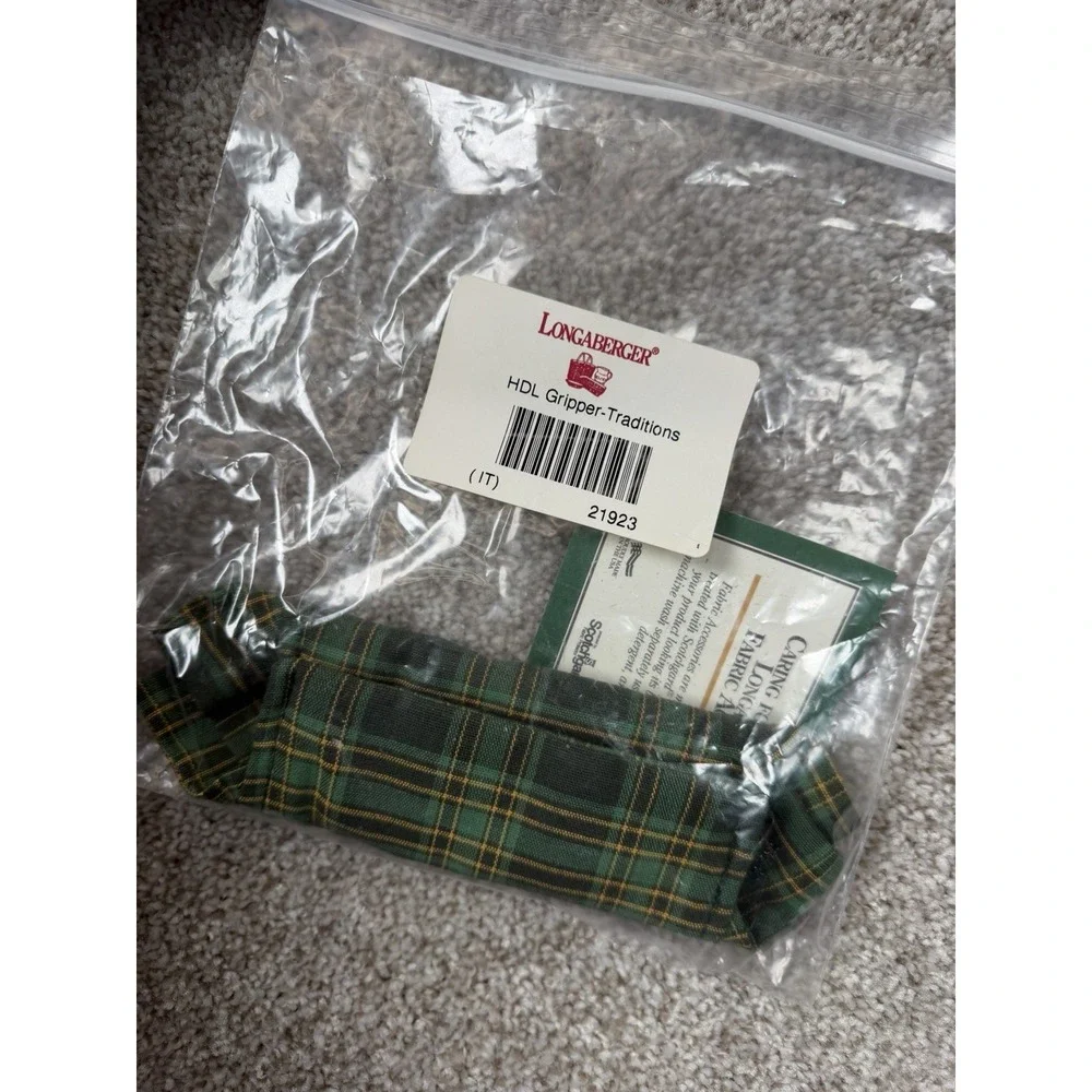 Vintage Longaberger Fabric Handle Gripper Napkin Green Traditions Plaid NEW